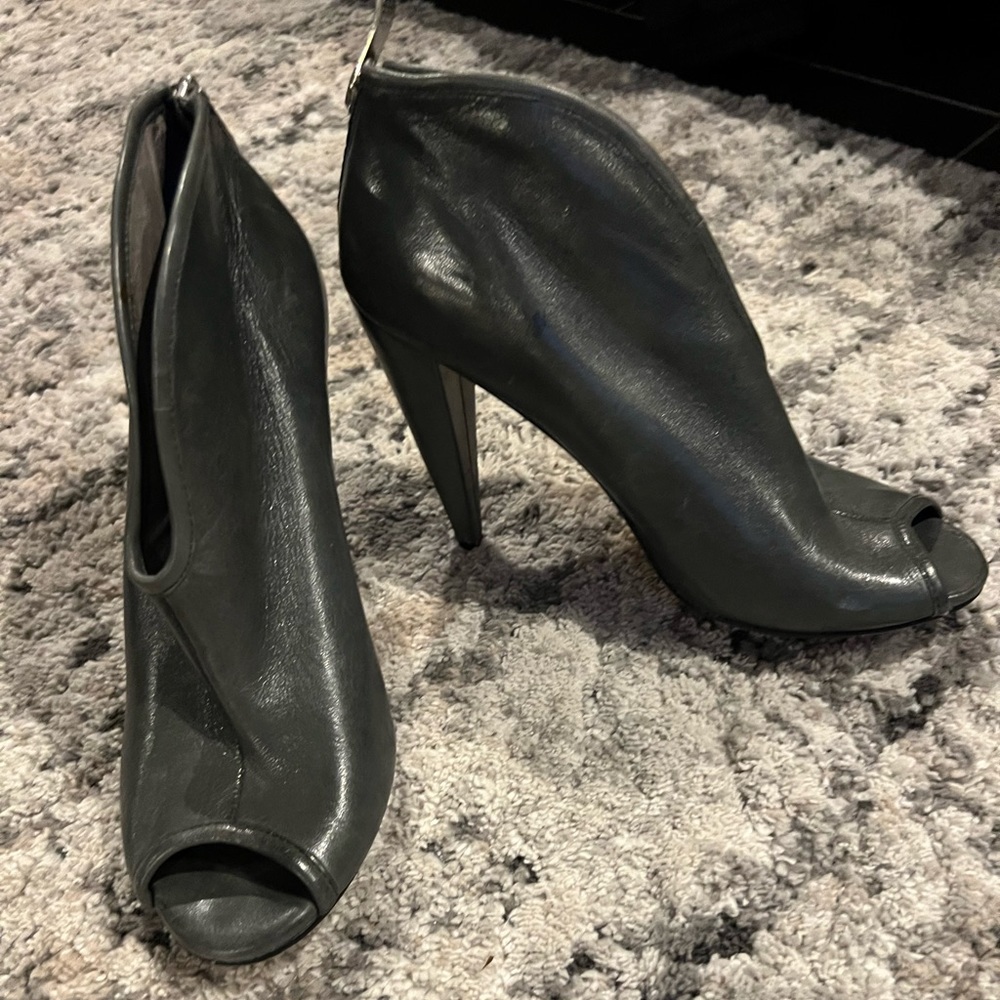 Grey, Vince Camuto, open toed heels